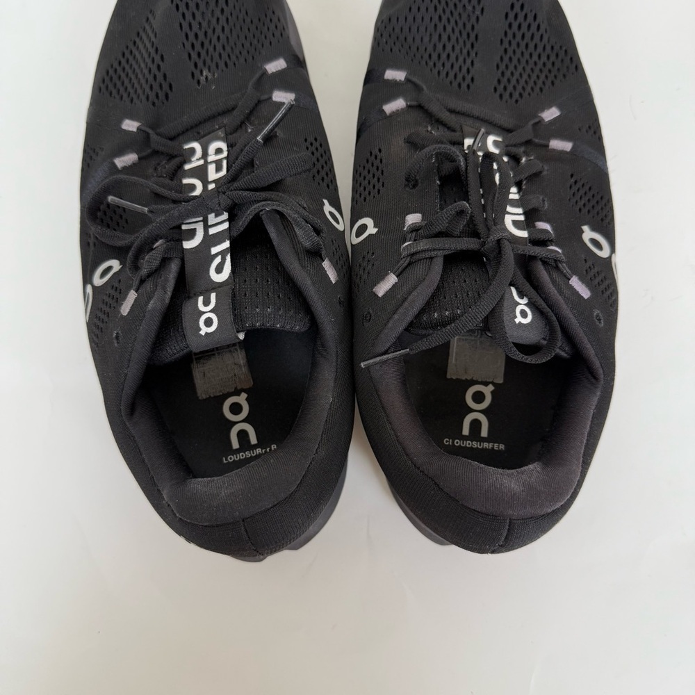 OnCloud CloudSurfer Men’s Black/White - Picture 8 of 9